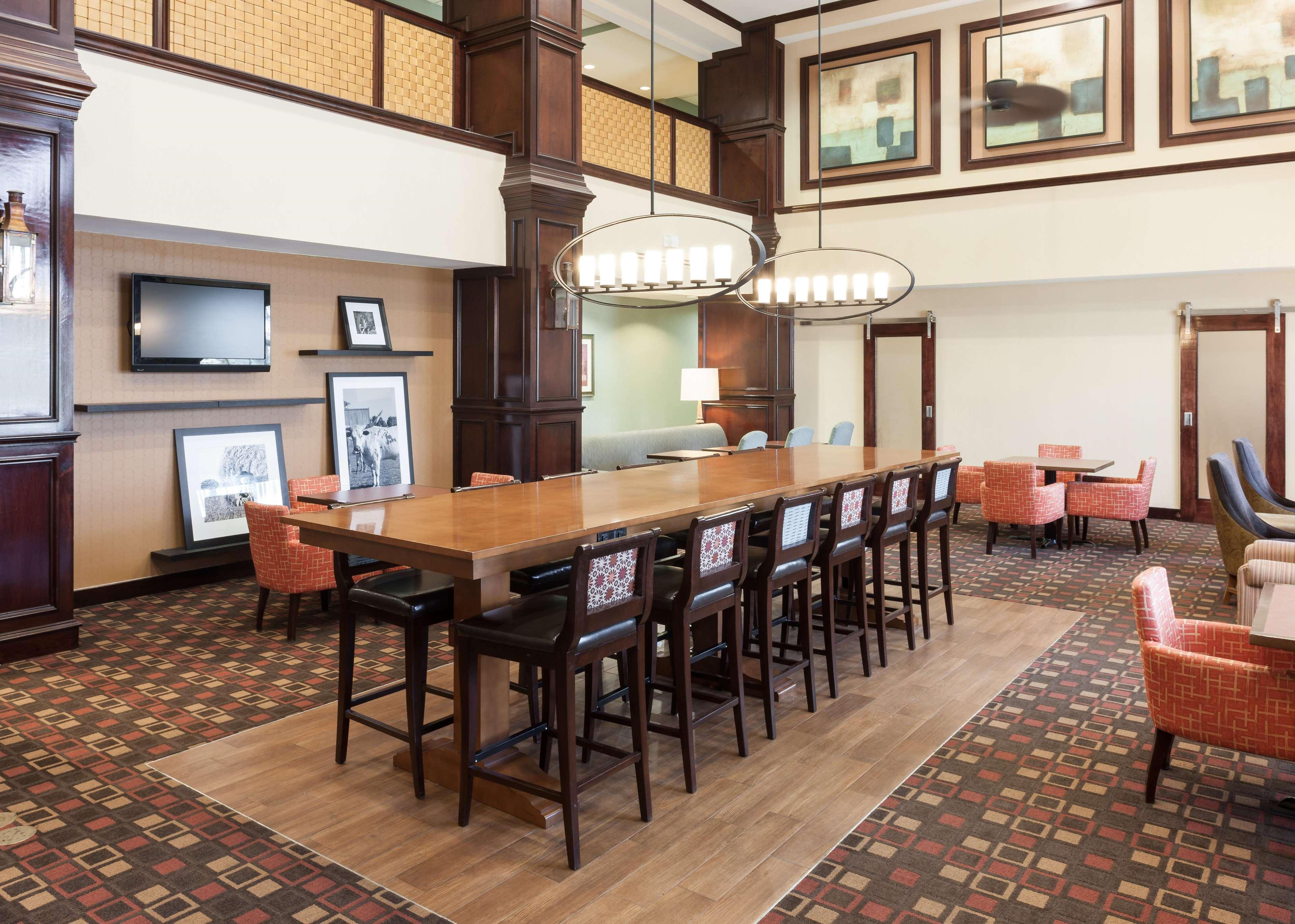 Hampton Inn & Suites Dallas-Arlington-South Екстериор снимка