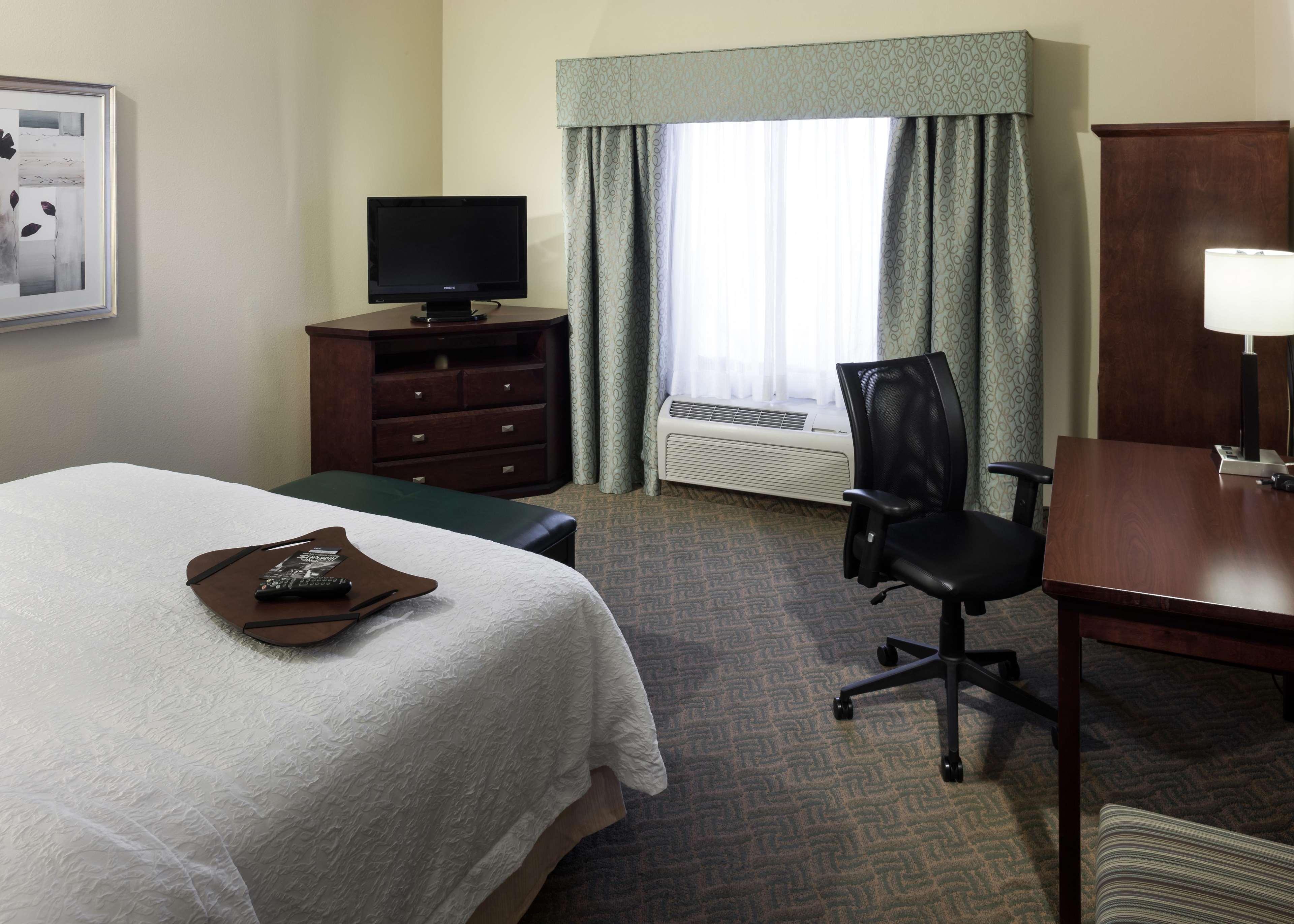 Hampton Inn & Suites Dallas-Arlington-South Екстериор снимка