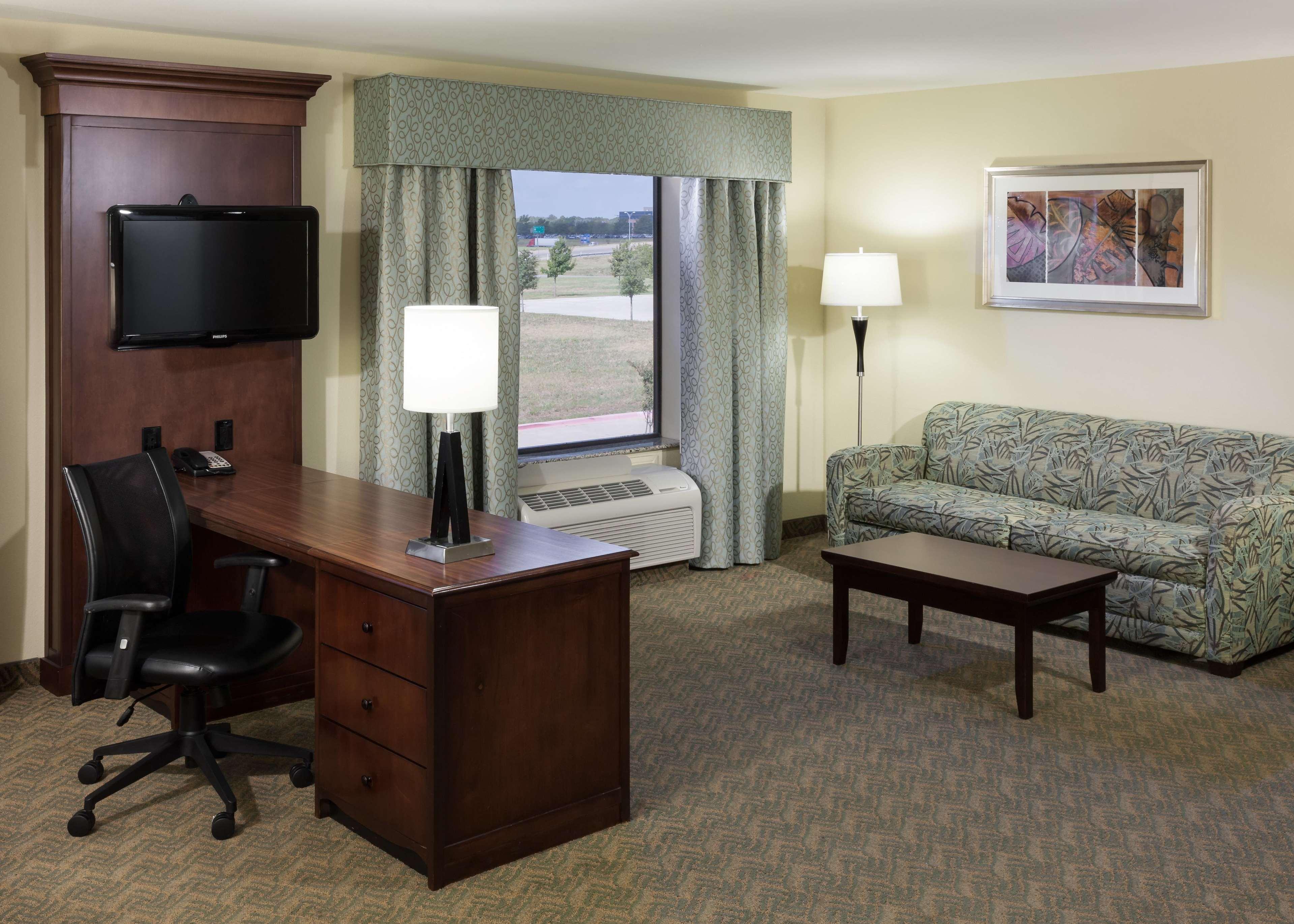 Hampton Inn & Suites Dallas-Arlington-South Екстериор снимка