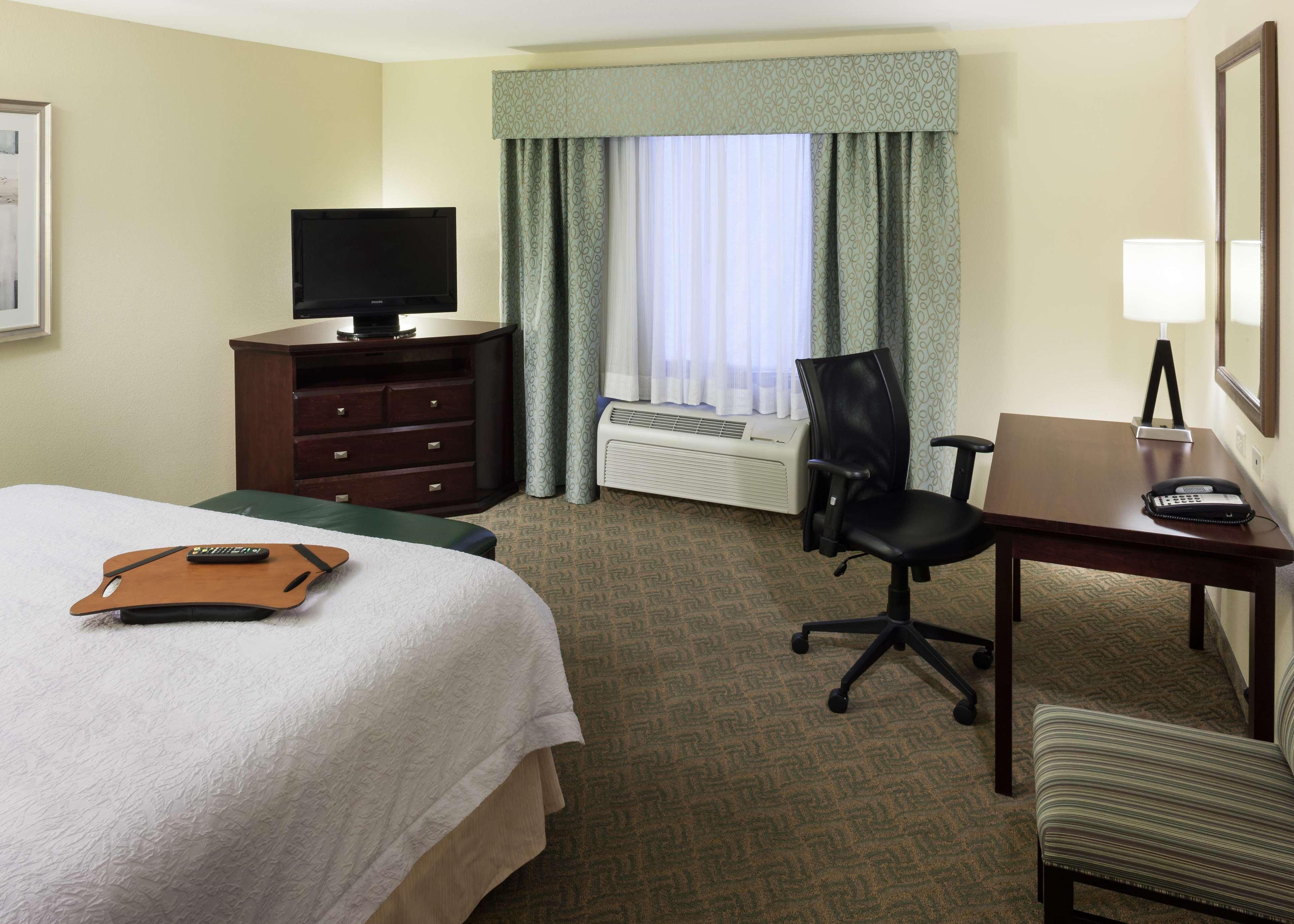 Hampton Inn & Suites Dallas-Arlington-South Екстериор снимка