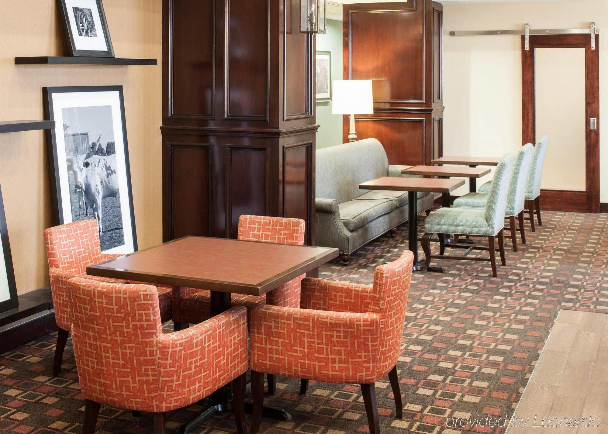 Hampton Inn & Suites Dallas-Arlington-South Екстериор снимка