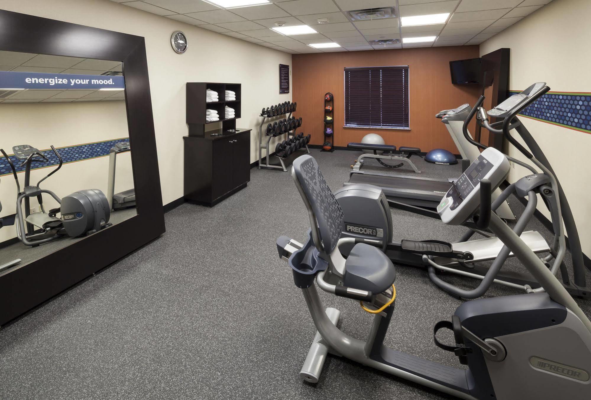 Hampton Inn & Suites Dallas-Arlington-South Екстериор снимка